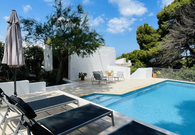 Villa/Dettached house in Cala Morell - Menorca Ses Roques Vermelles